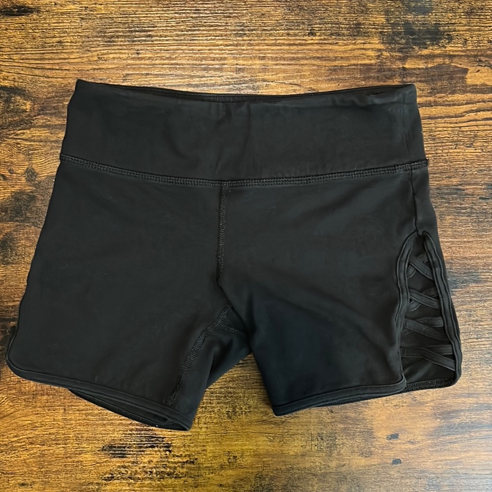 Exercise shorts